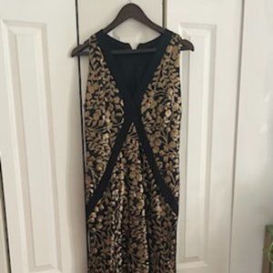 GRAMMY Awards Gown, Saks Fifth Avenue Embroidered V-Neck Gown in Gold